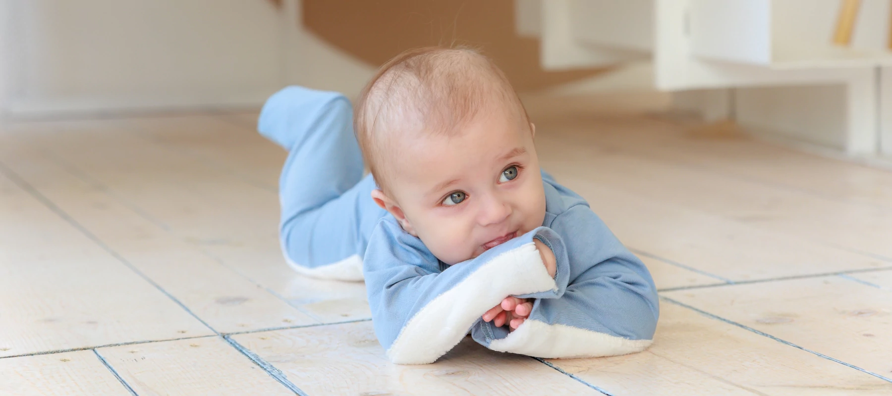 Meleg és Biztonságos Kúszás Minden Padlón