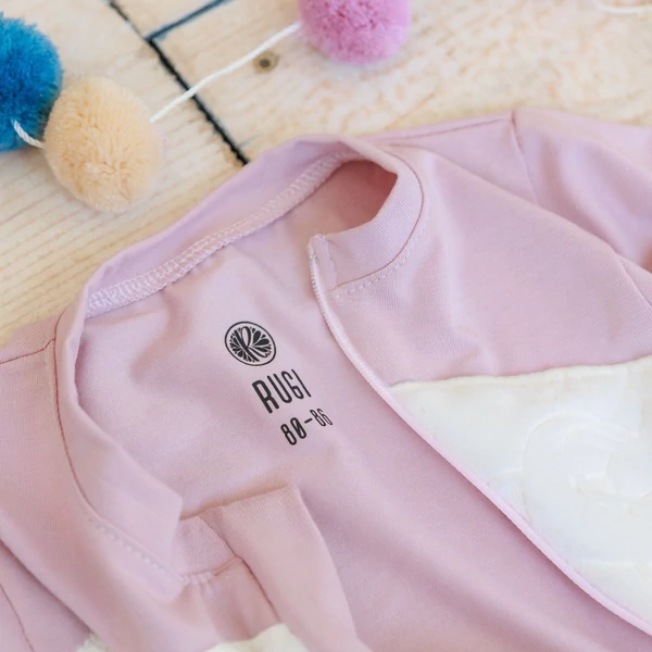 Kúszó baba body és nadrág szett